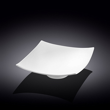 Тарелка квадр. 210*210 мм. без полей Wilmax /1/3/24/