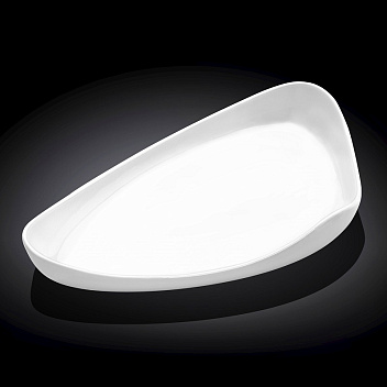 Блюдо треугольное 410*230 мм. Wilmax /1/3/12/