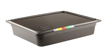 Гастроемкость 1/2 h= 40 мм. 2,3 л. п/п черная /1/24/